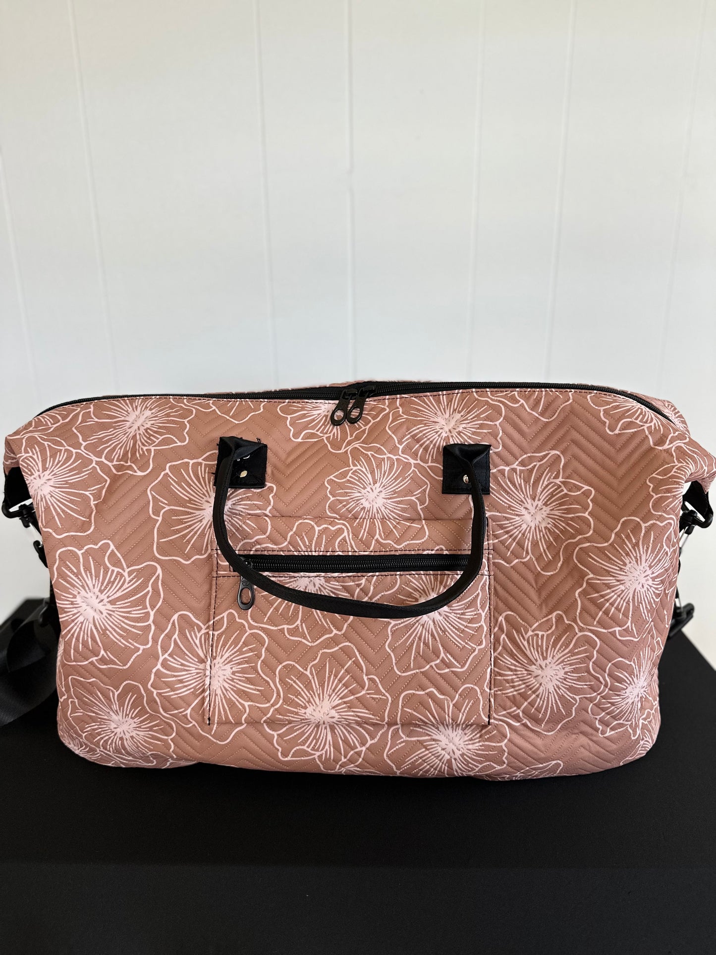 Duffle and pouch set (Lola Collection)